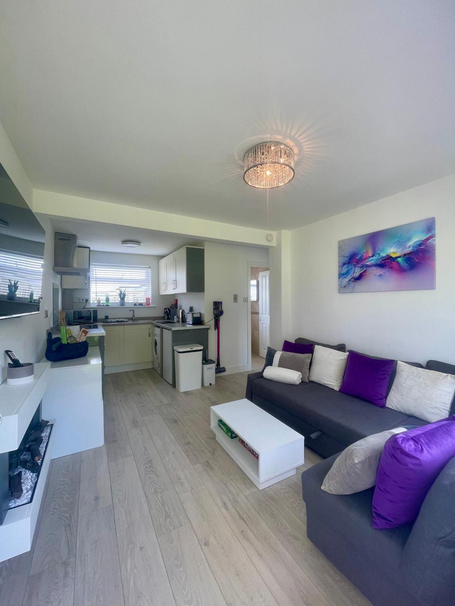 Look No Further Gorgeous Newly Renovated Contemporary Chalet Sandown Bay Holiday Centre Eksteriør billede